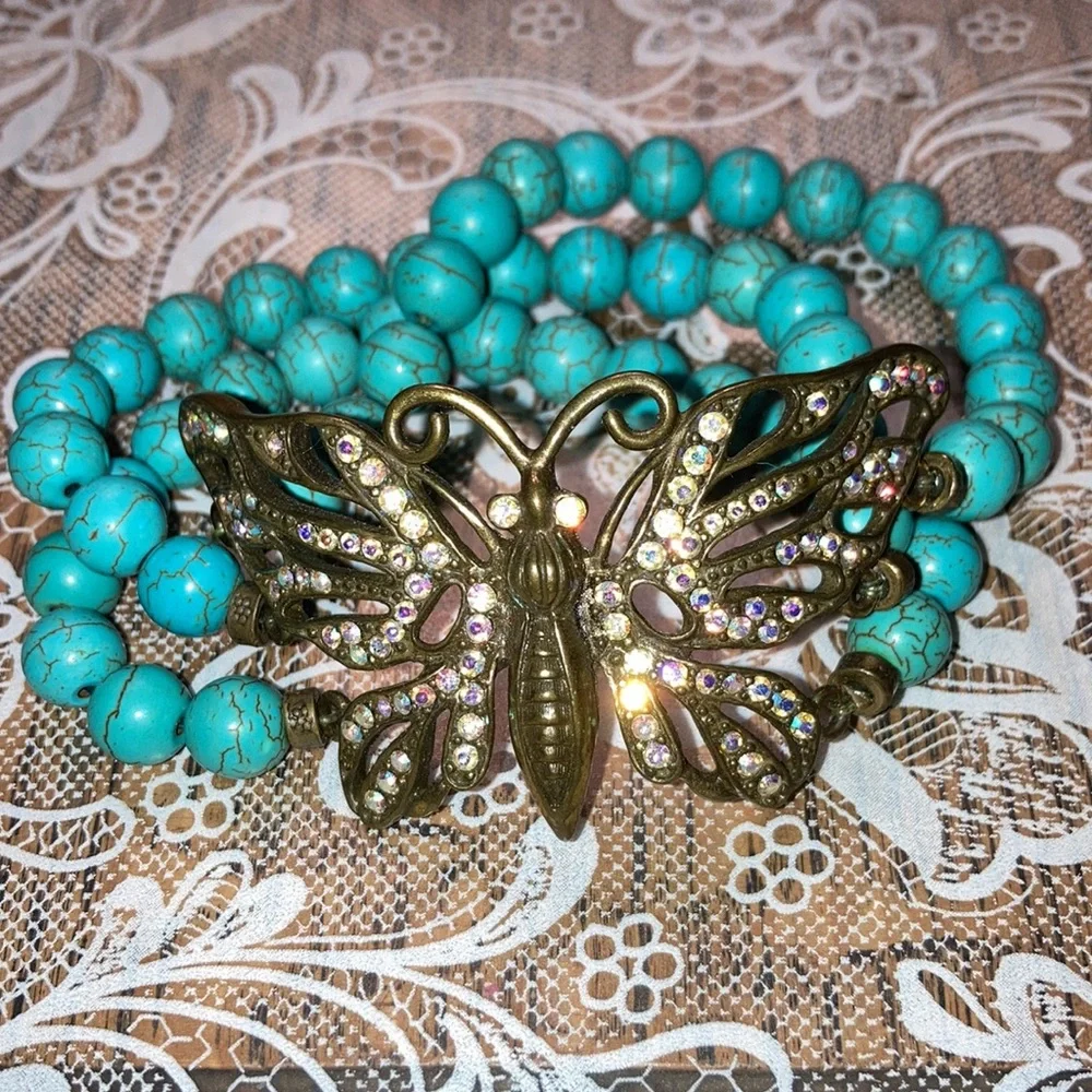 KIRK’s FOLLY 2 pc. Set turq. color necklace & bracelet w/3” butterfly. $112 - Picture 9 of 9